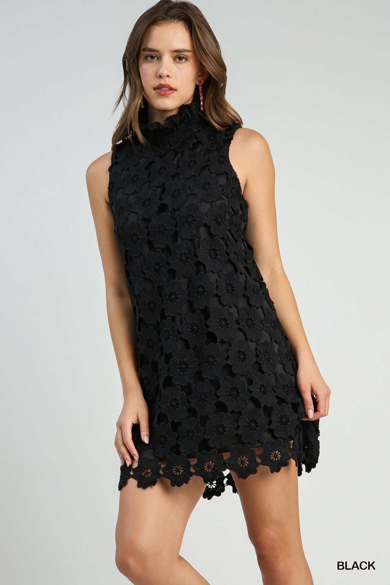 Black and White Floral Lace Bow Back Dresses