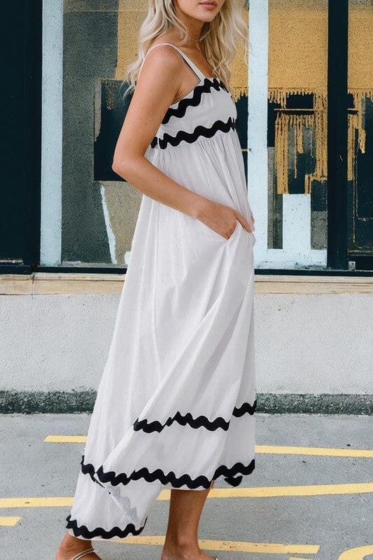 Black and White Scalloped Maxi Kentce