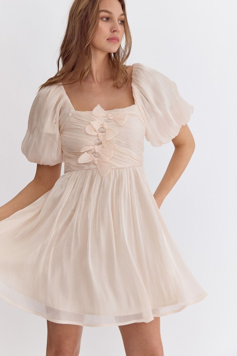 Bow Front Babydoll Puff Sleeve Dress entro