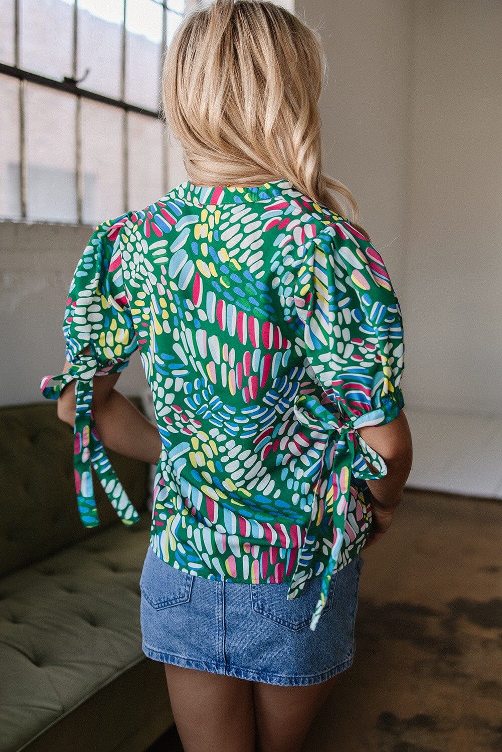 Brushwork Geometric Puff Sleeve Blouse Kentce