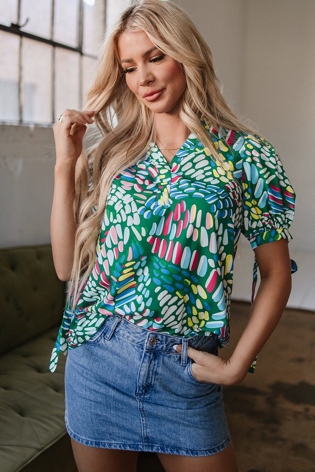 Brushwork Geometric Puff Sleeve Blouse Kentce