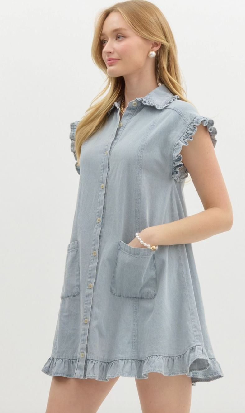Chambray Ruffle Hem Dress entro