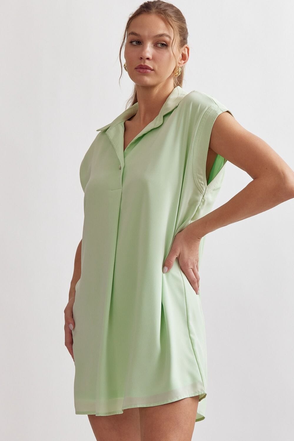 Collared Popover Dress entro