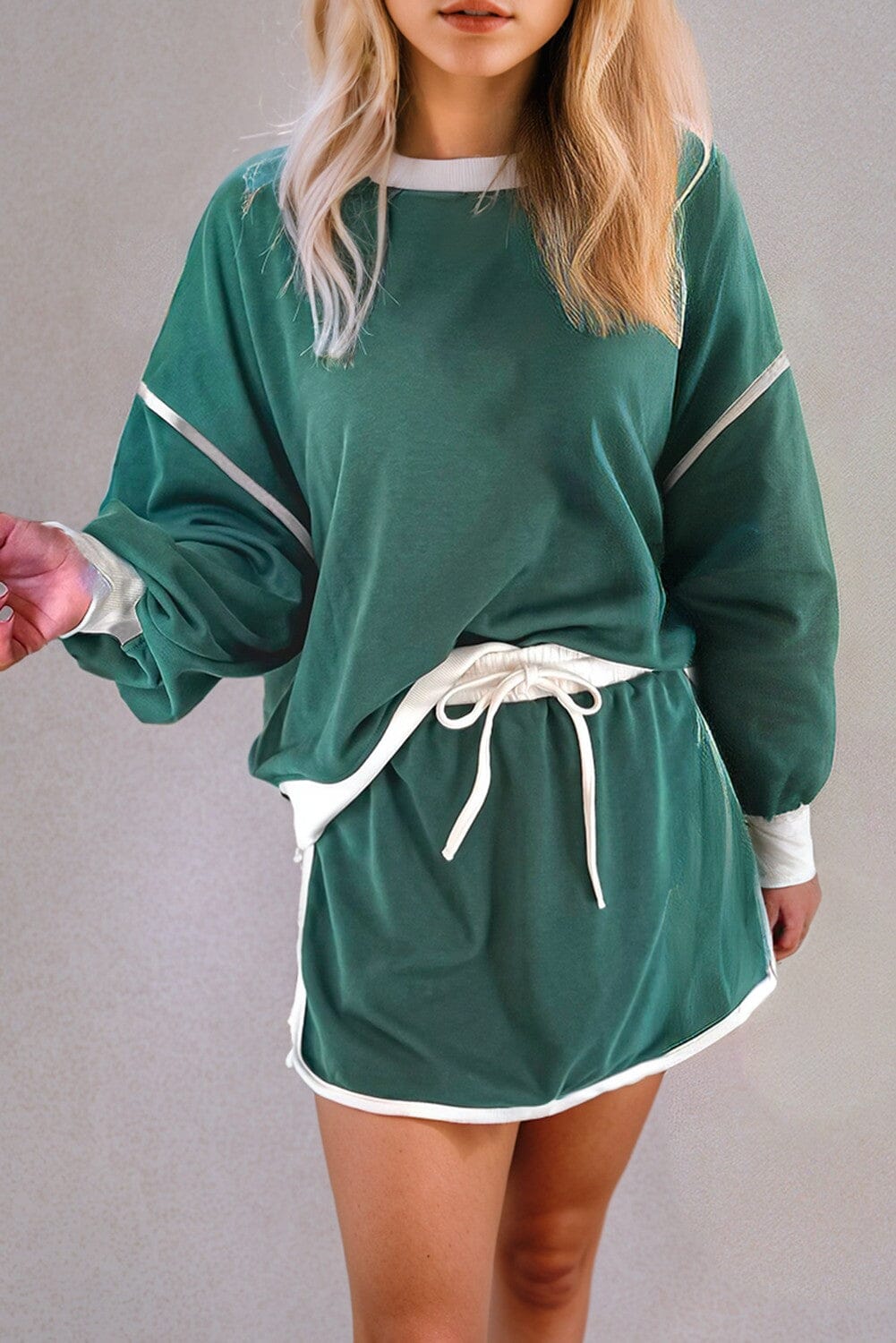 Contrast Trim Pullover and Lace-up Waist Skirt Set shewin
