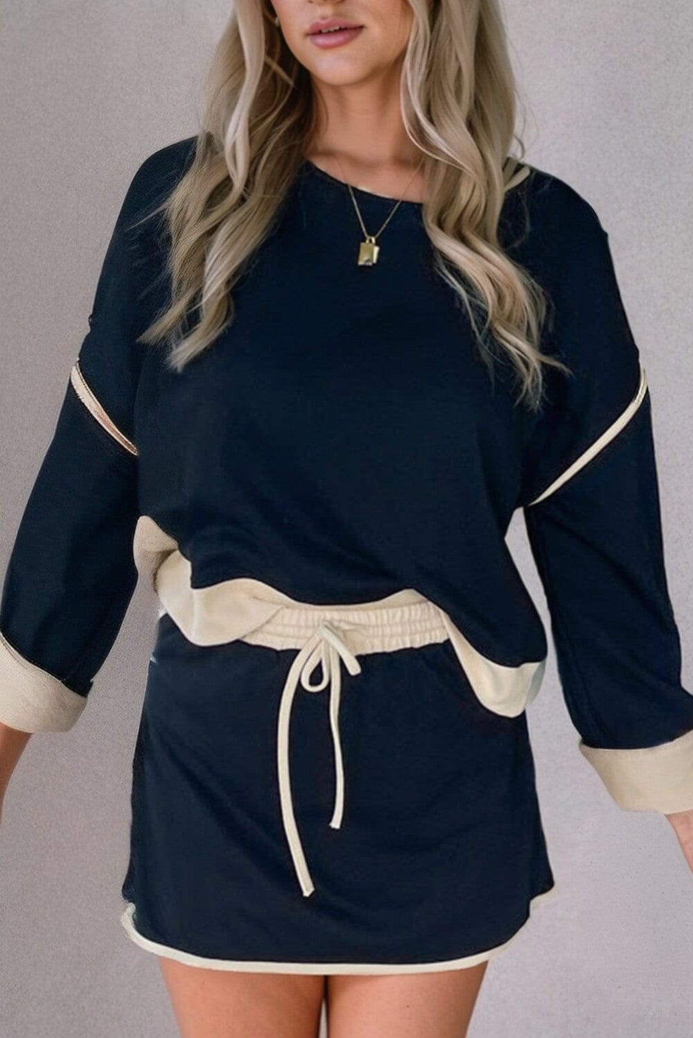 Contrast Trim Pullover and Lace-up Waist Skirt Set shewin