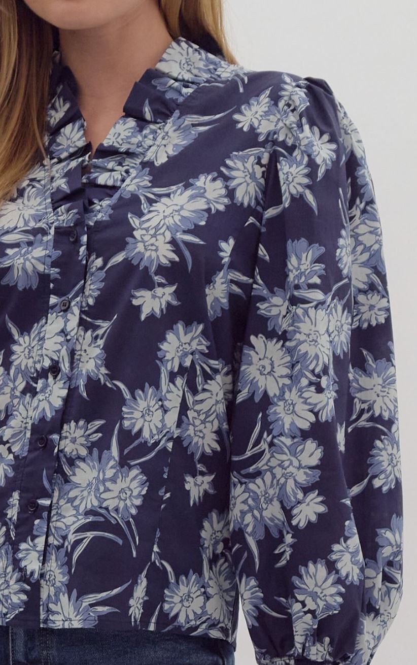 Cornflower Blue Floral Blouse entro