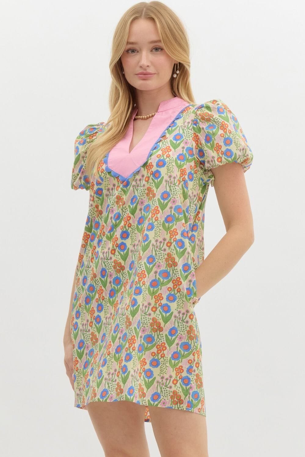 Floral Contrastic Bib Dress Entro