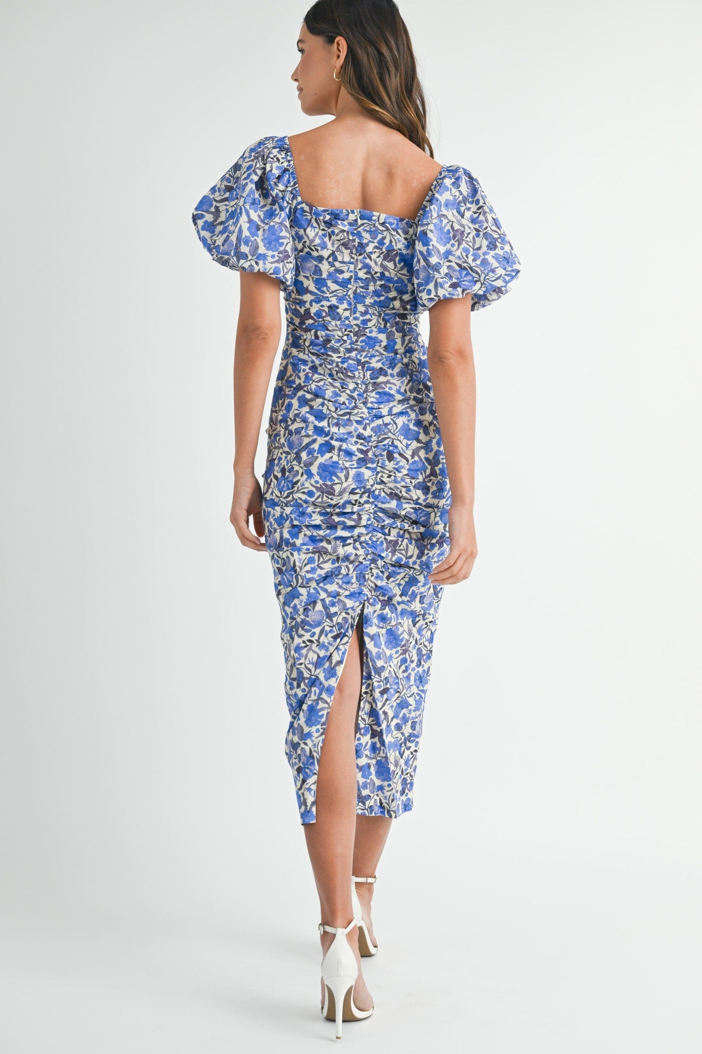 FLORAL PRINT PUFF SLEEVE RUCHED MIDI DRESS mable