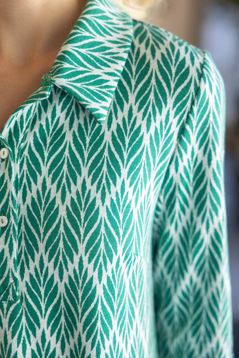 Green Print Collared Knit Flare Dress voy