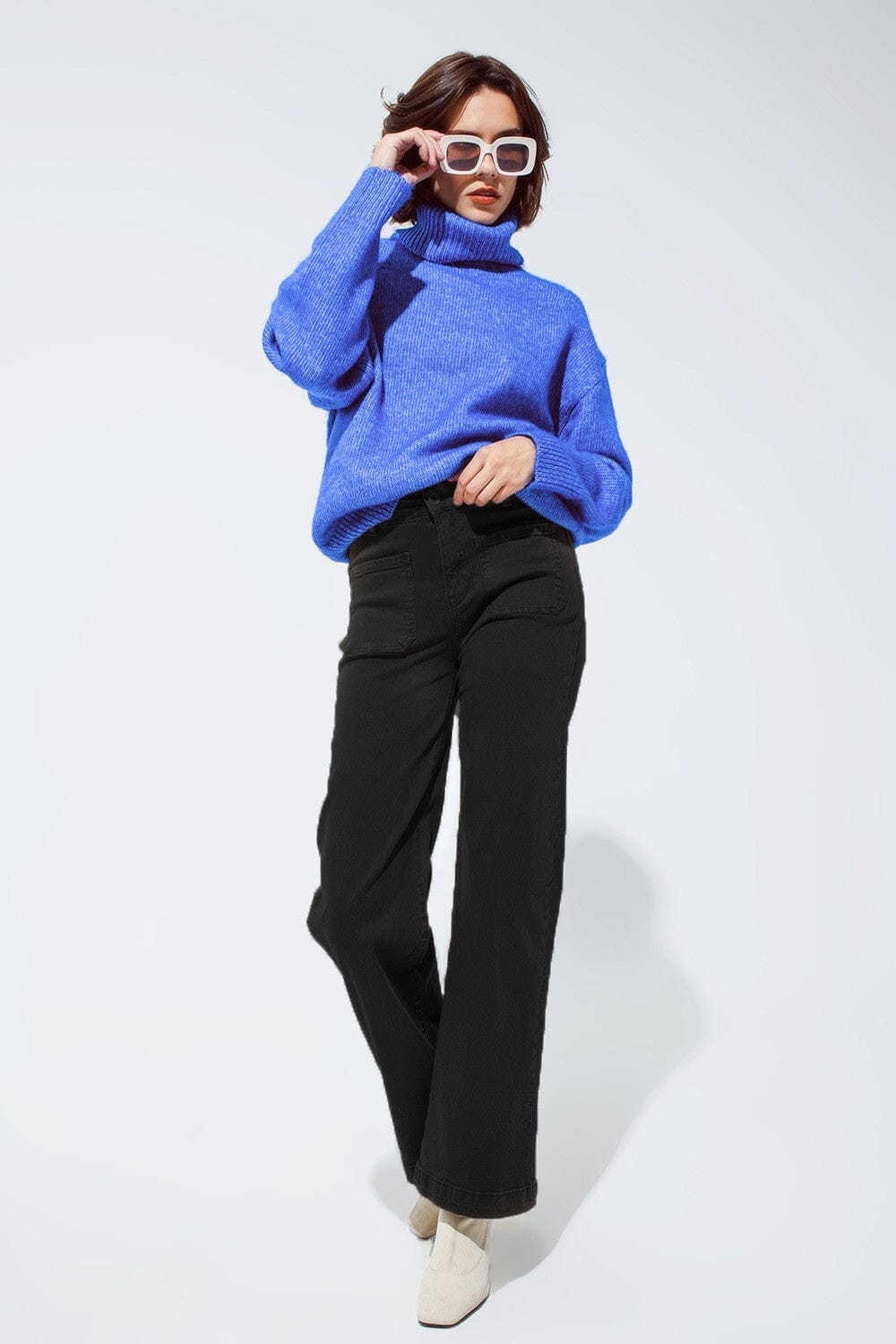 HIGH WAISTED FRONT POCKETS FLARE JEANS IN BLACK Q2