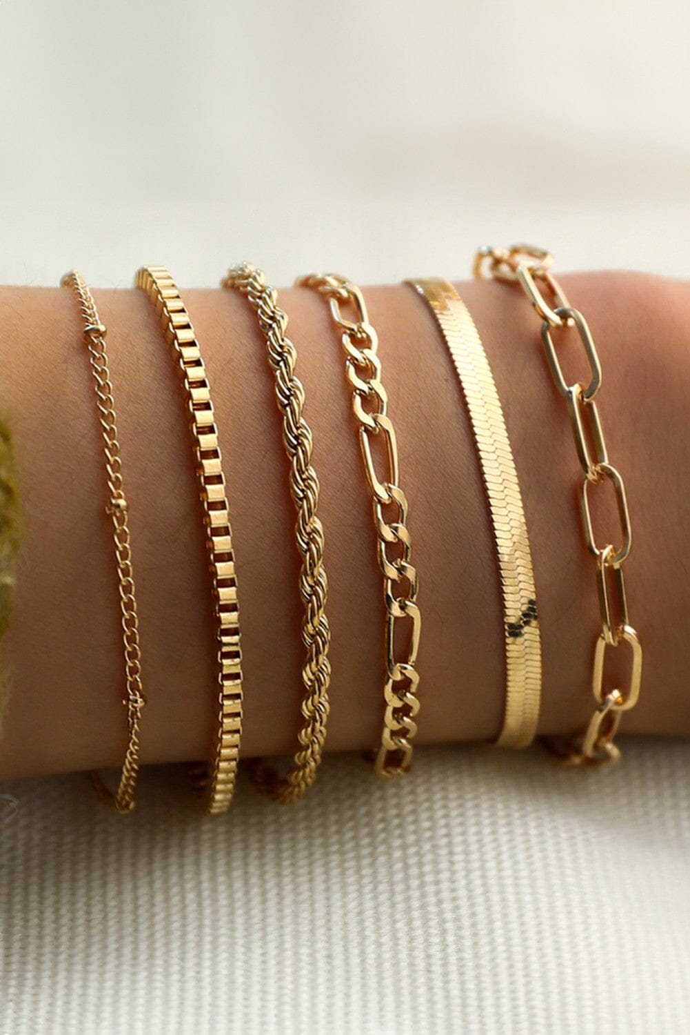 Layered Adjustable Chain Bracelet Set shewin