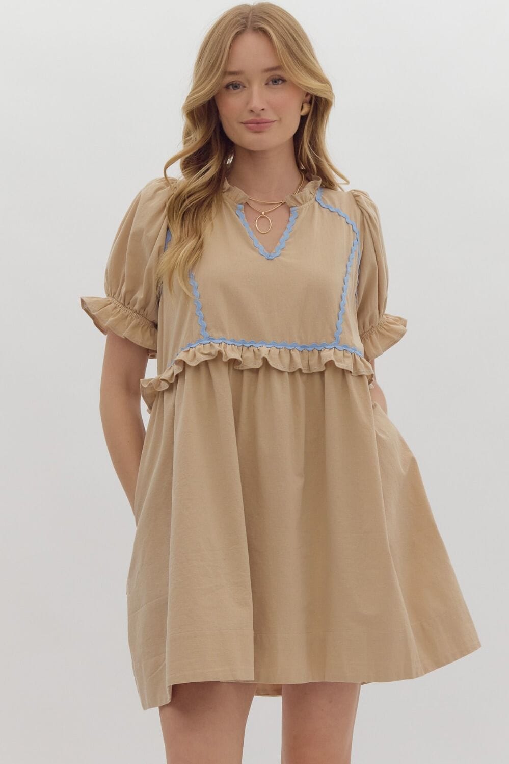 Pre-Fall Puff Sleeve Dress with Ric Rac Entro