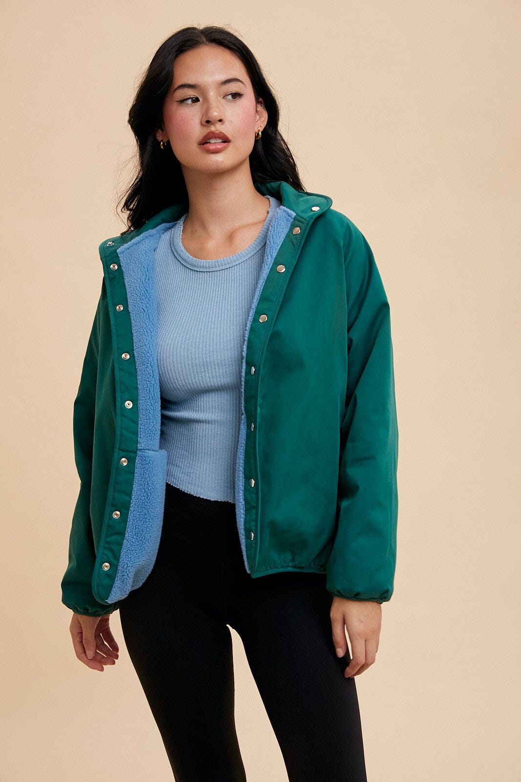 REVERSIBLE TWO TONED SHERPA JACKET In Loom