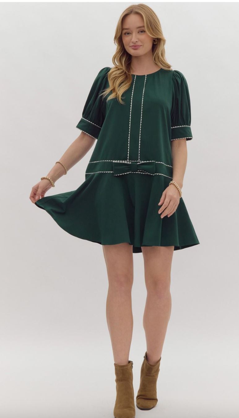 Scallop Trim Bow Dress entro