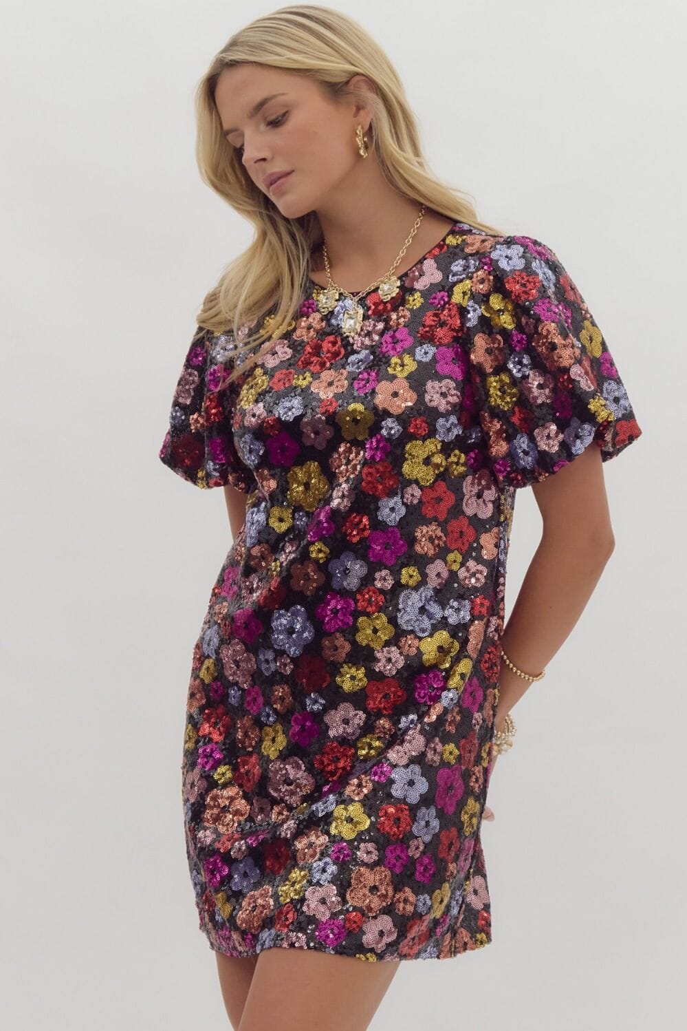 Sequin Floral Shift Dress Entro