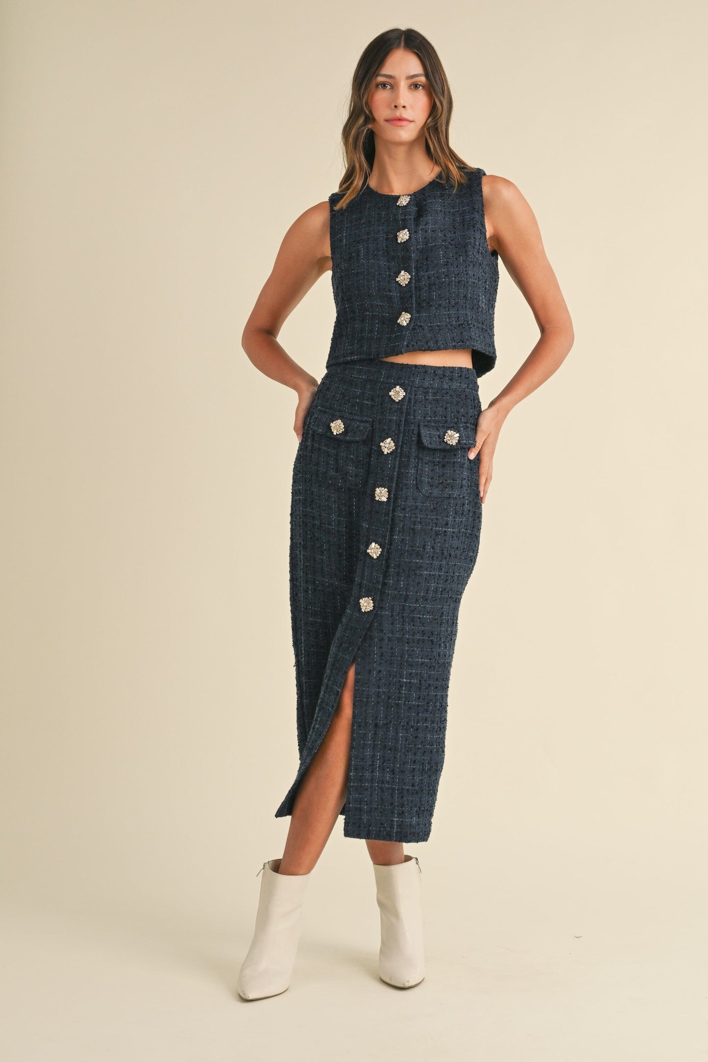 SLEEVELESS TWEED CROP TOP AND MIDI SKIRT SET Mable