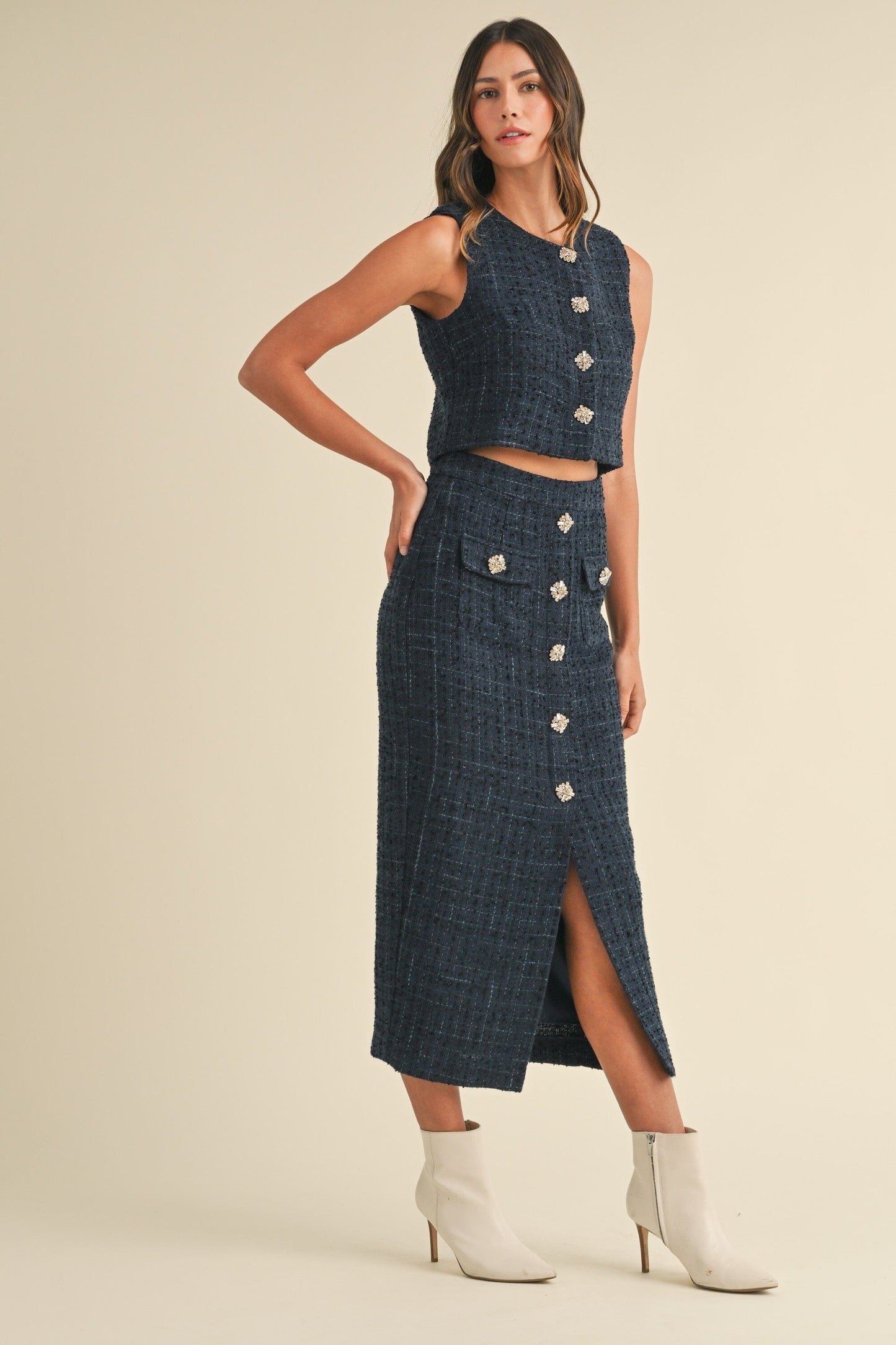 SLEEVELESS TWEED CROP TOP AND MIDI SKIRT SET Mable