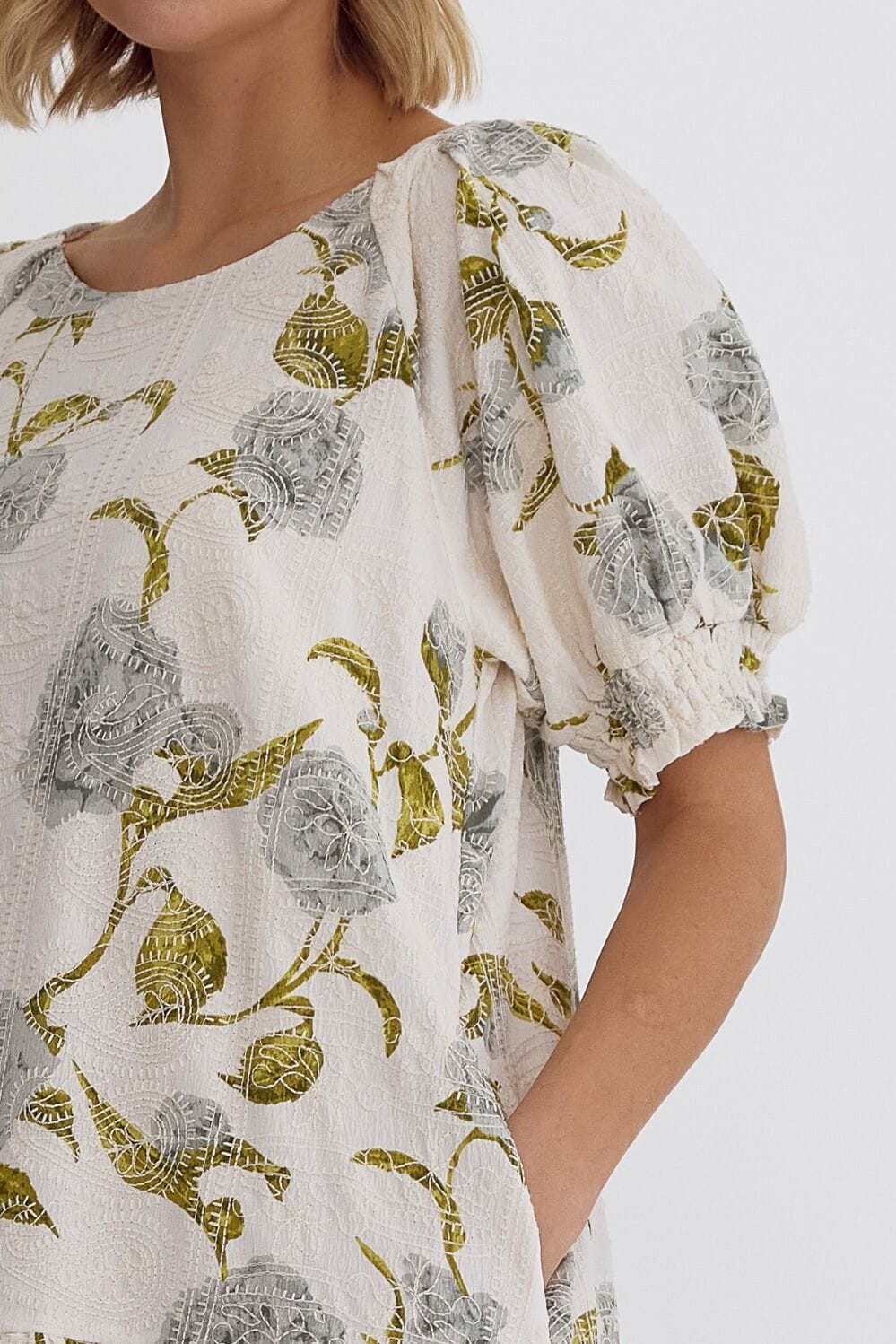 Textured Blue Rose Vine Dress entro