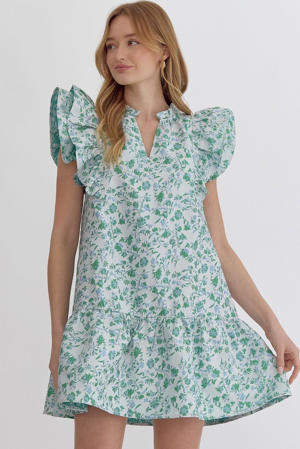 Textured Floral Flutter Sleeve Dress entro
