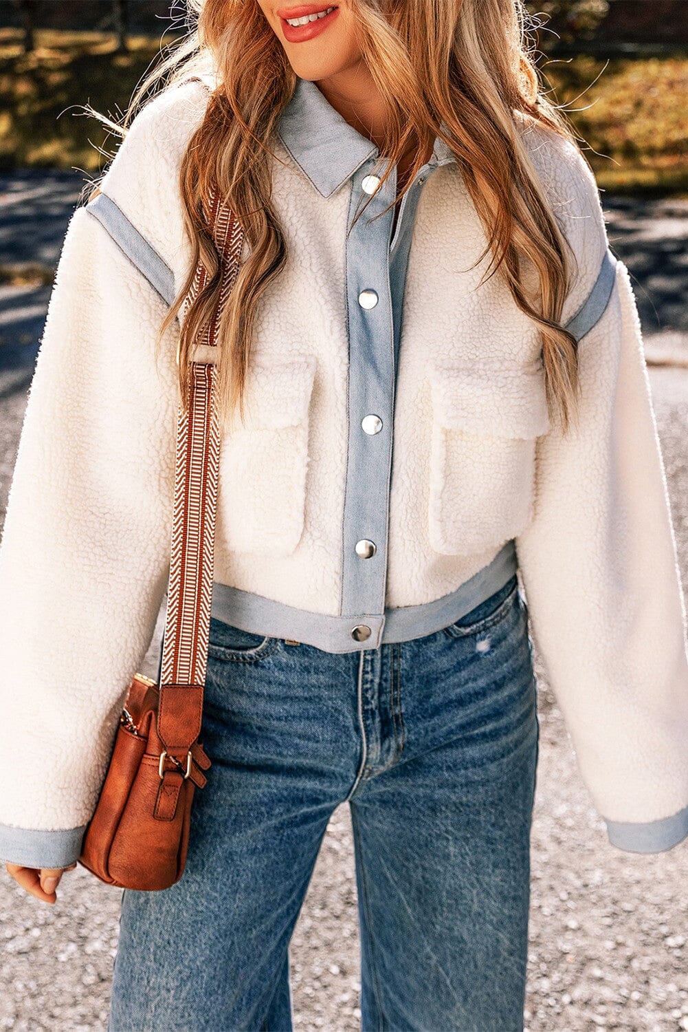 White Contrast Trim Buttoned Sherpa Jacket Shiying