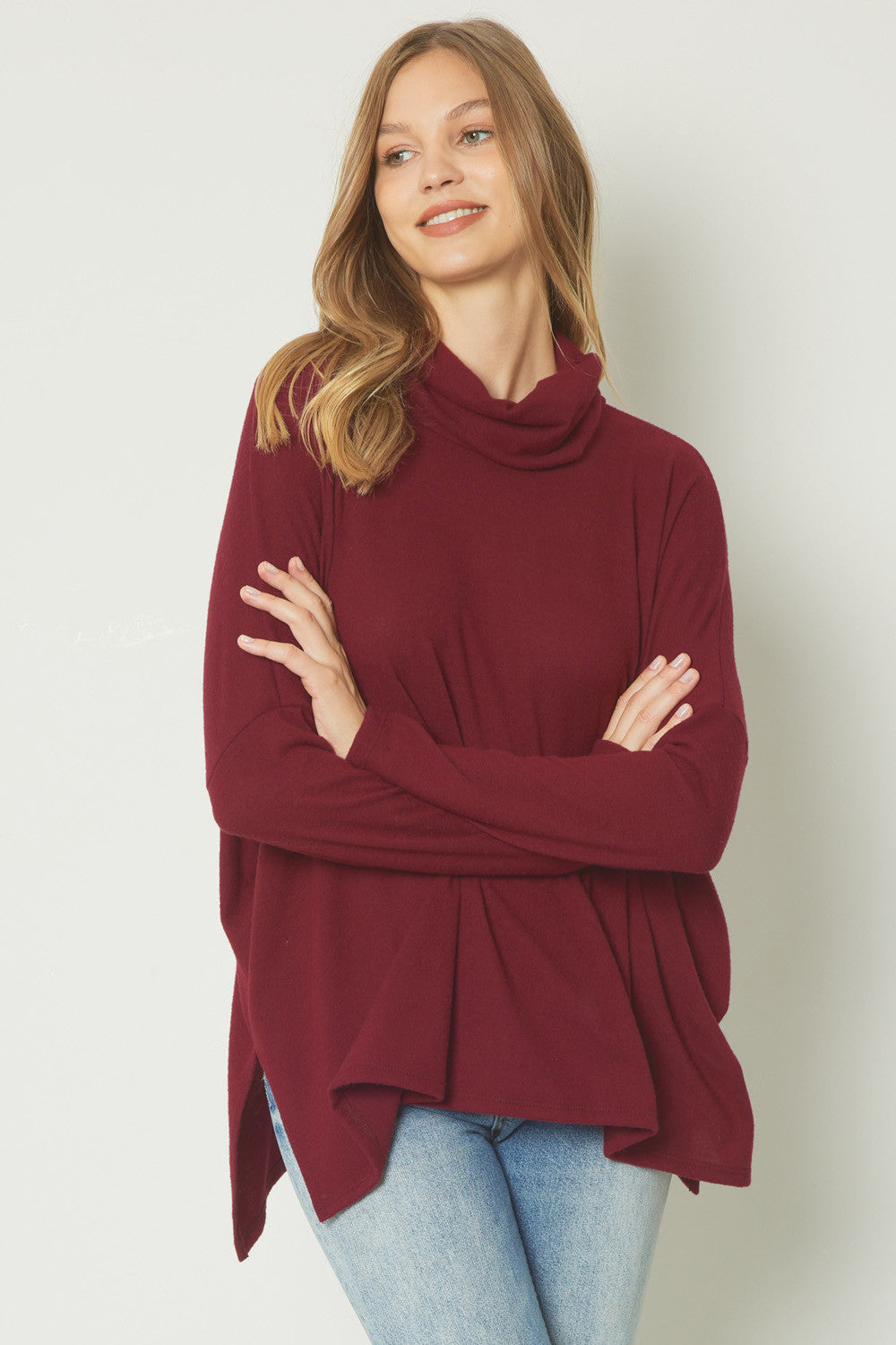 Drop Shoulder Cowl Neck Top entro