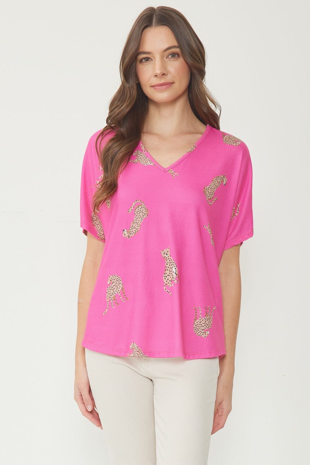 Leaping Leopard Tee entro