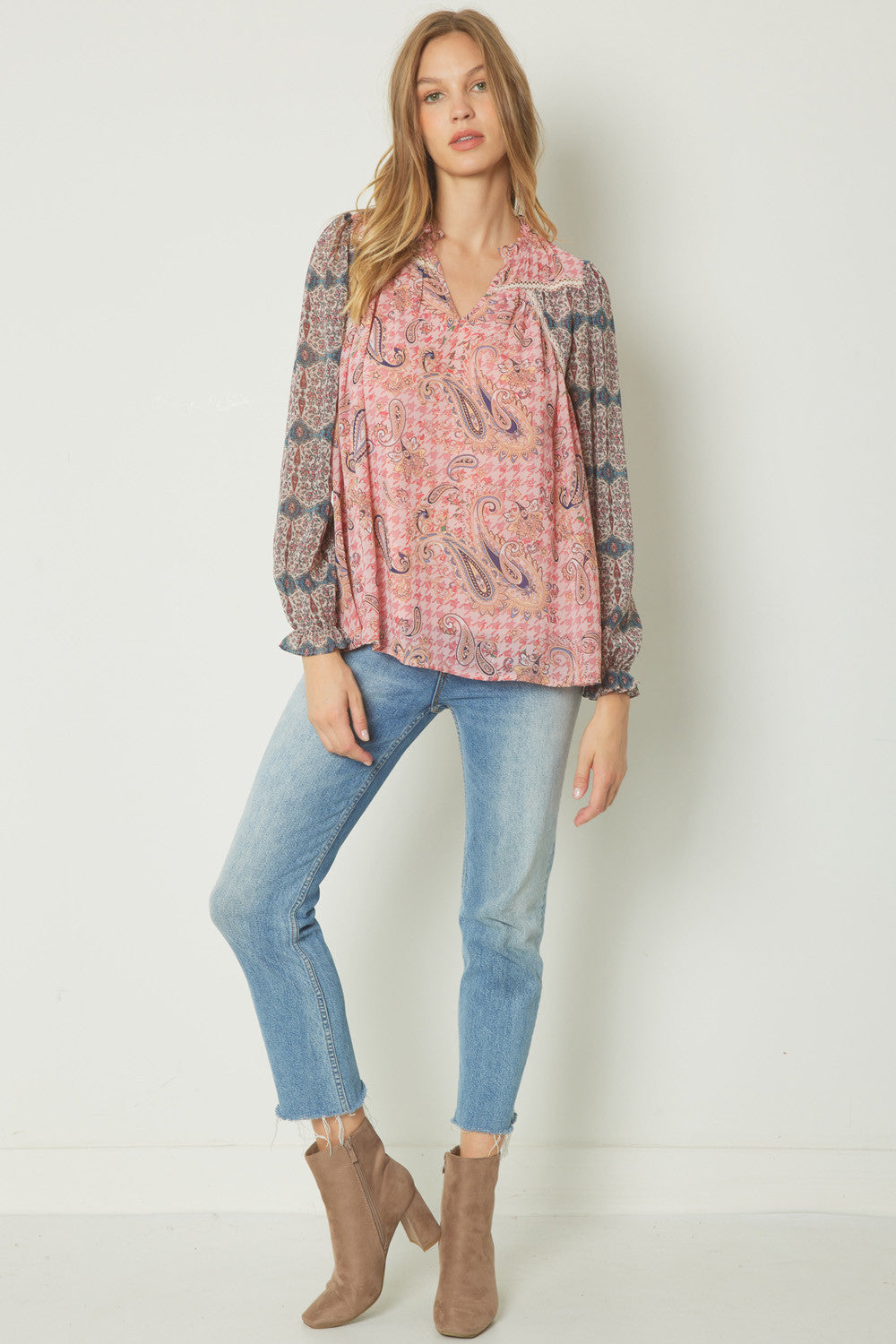 Mixed Print Paisley entro
