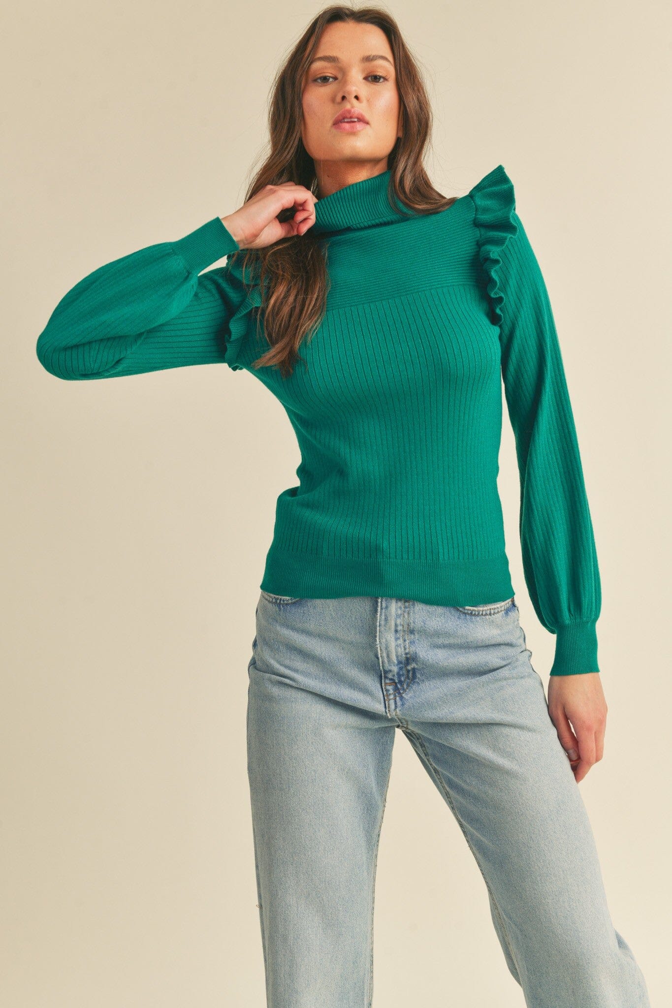 Shoulder Ruffle Turtleneck &merci