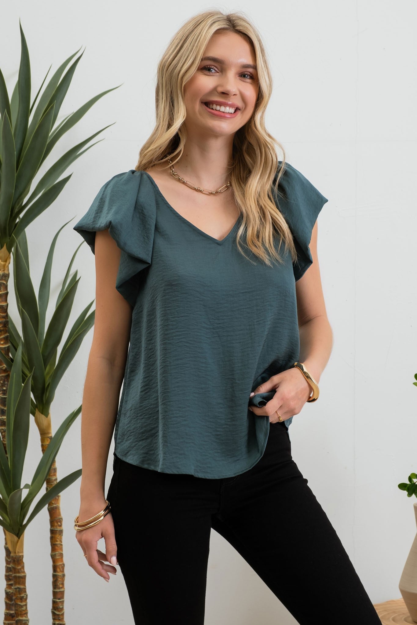 V NECK BALLOON SHORT SLEEVE BLOUSE