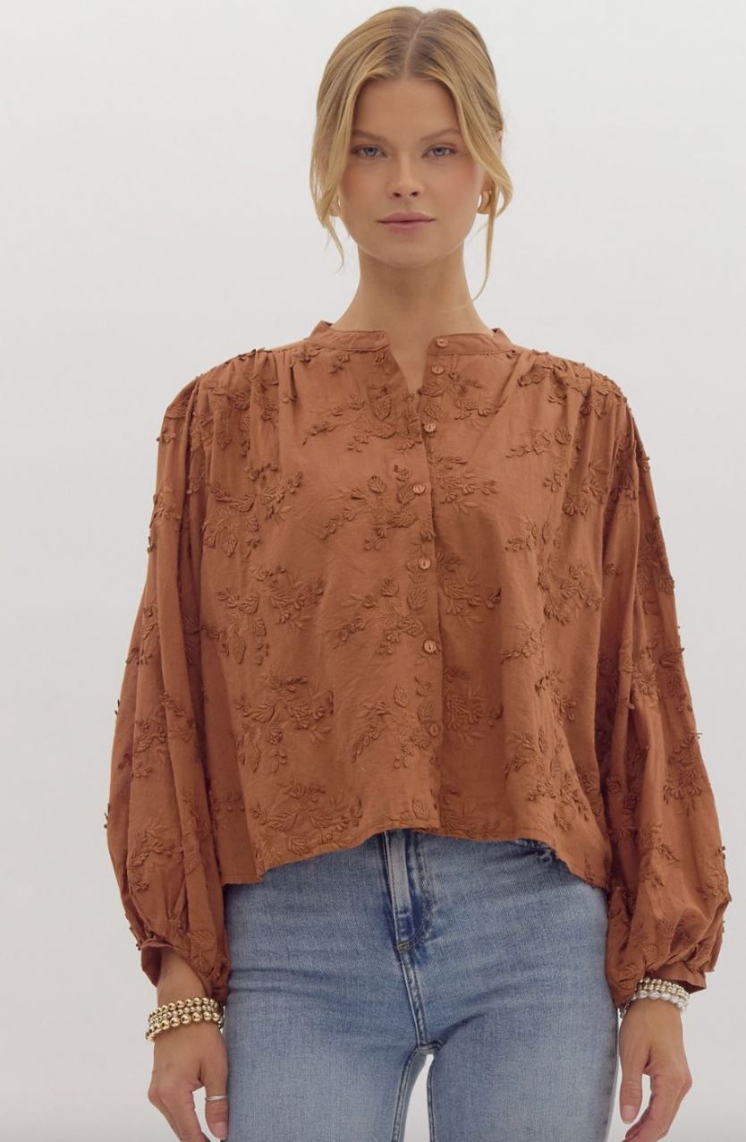 3/4 Dolman Sleeve Floral Embroidery Blouse entro 