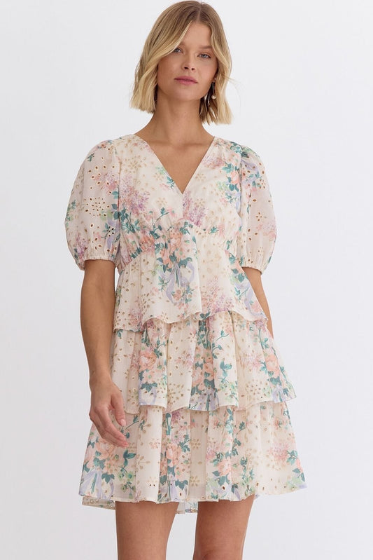 Blush Floral Eyelet Dress with Cutout Detail entro 