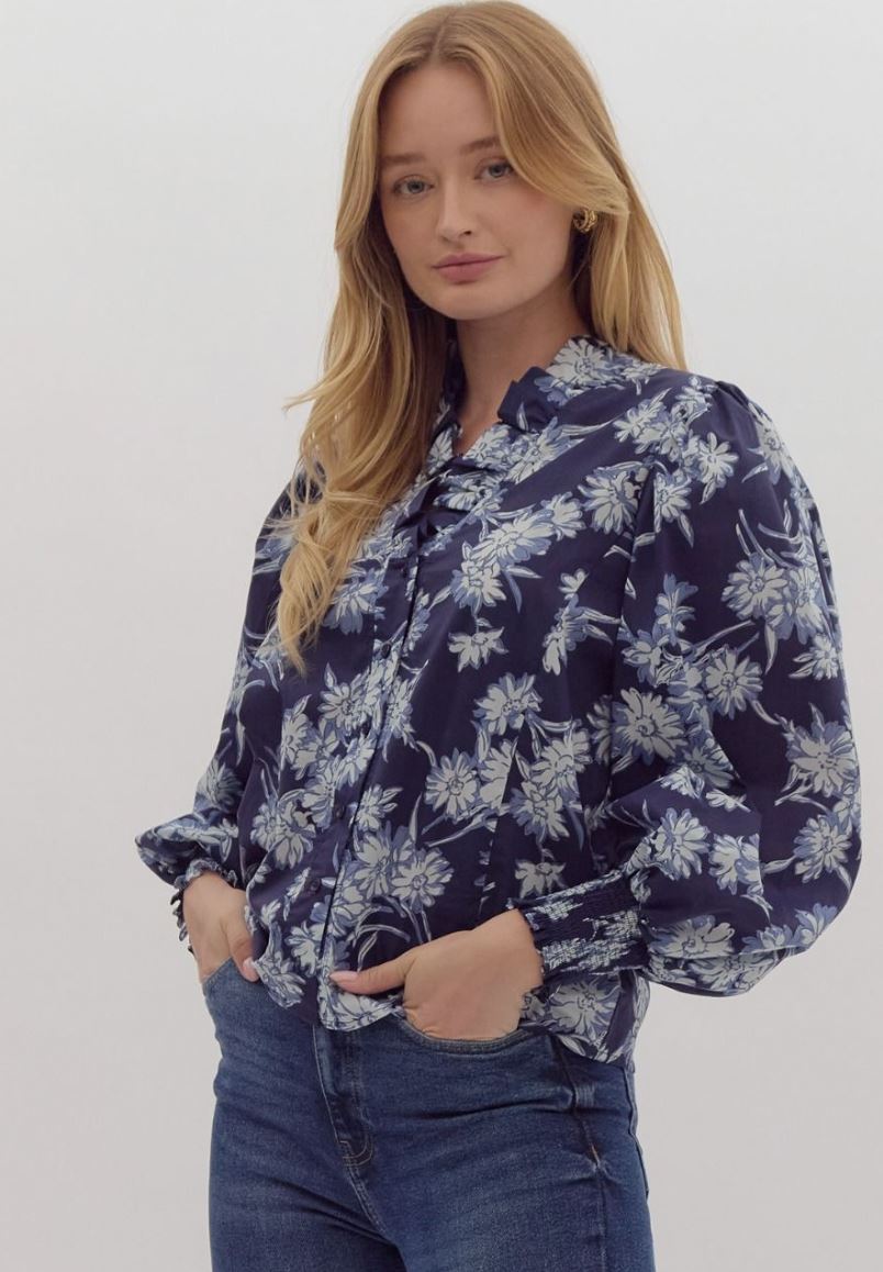 Cornflower Blue Floral Blouse entro 