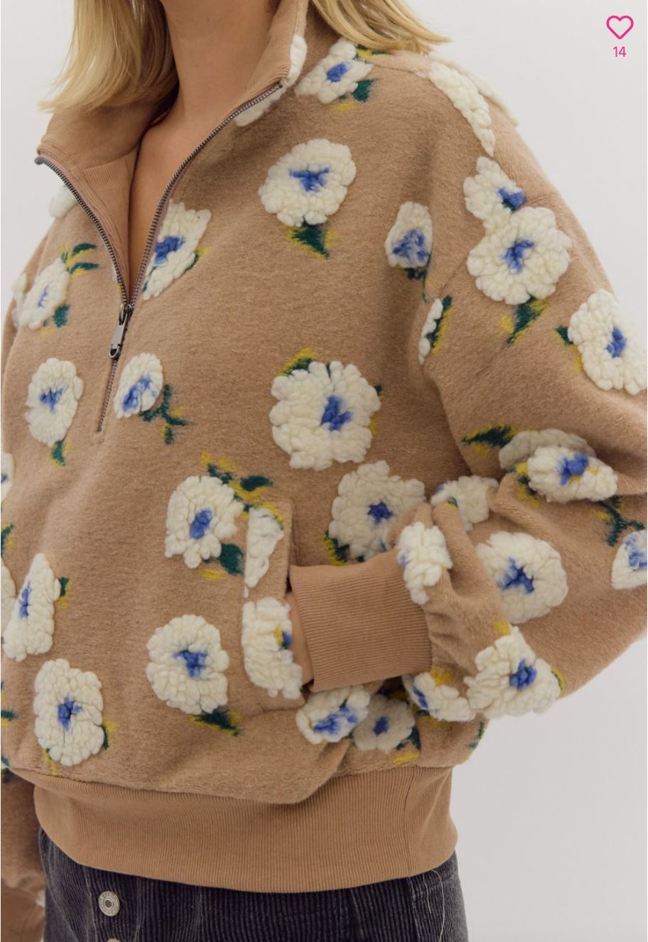 Kangaroo Pocket Embroidered Flower Pullover entro 