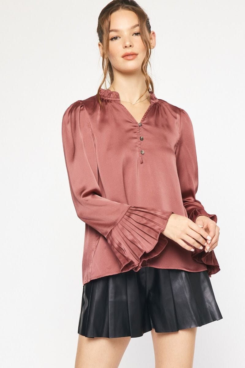 Pleated Sleeve Satin Top entro 