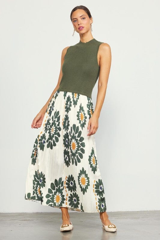 Printed Pleated Midi Dress skies are blue 