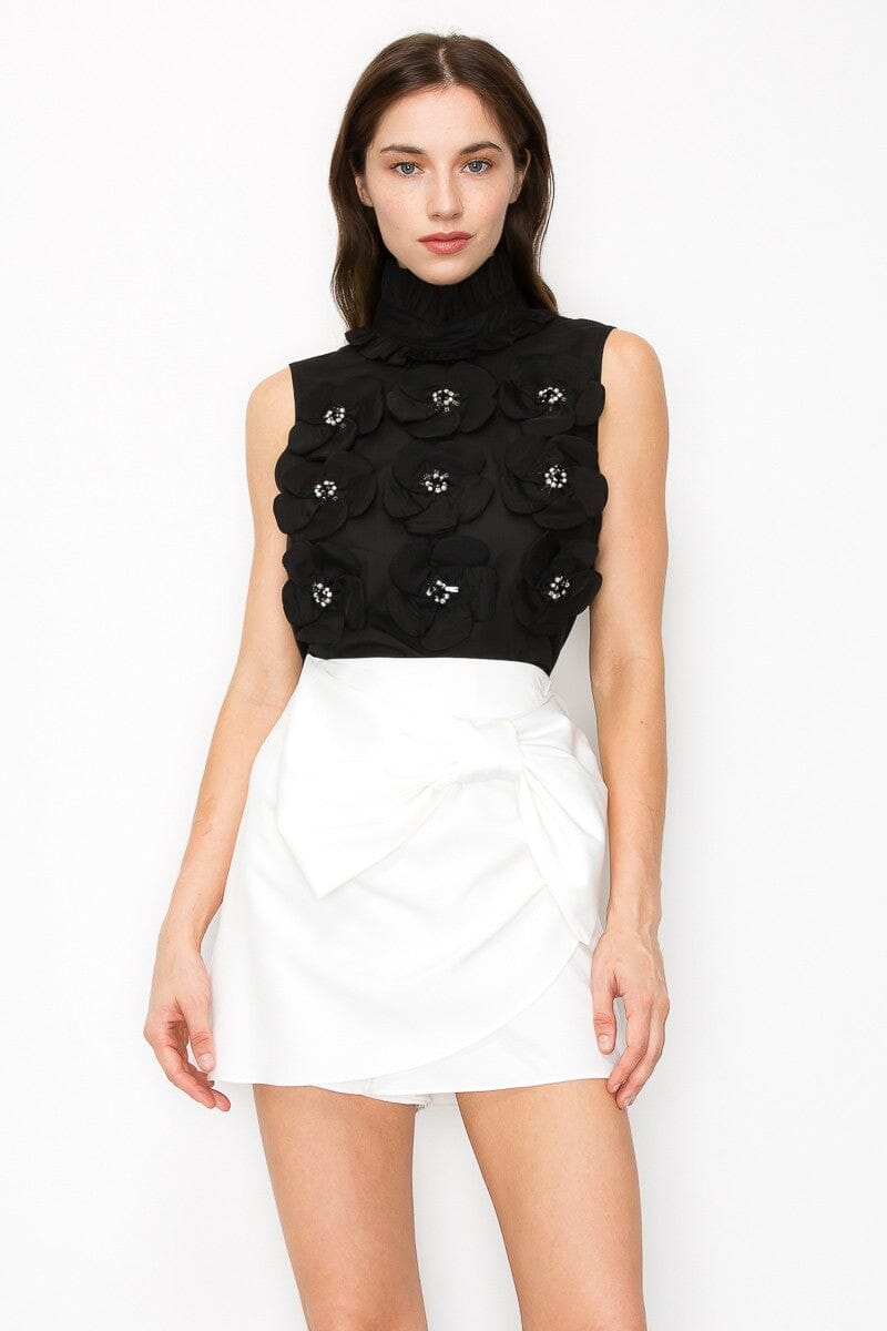 Sleeveless Ruffled Collar Flower Detail Blouse INA 