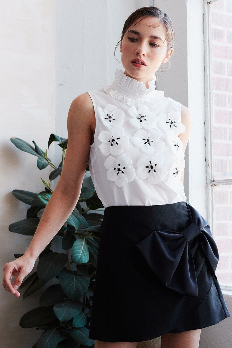 Sleeveless Ruffled Collar Flower Detail Blouse INA 