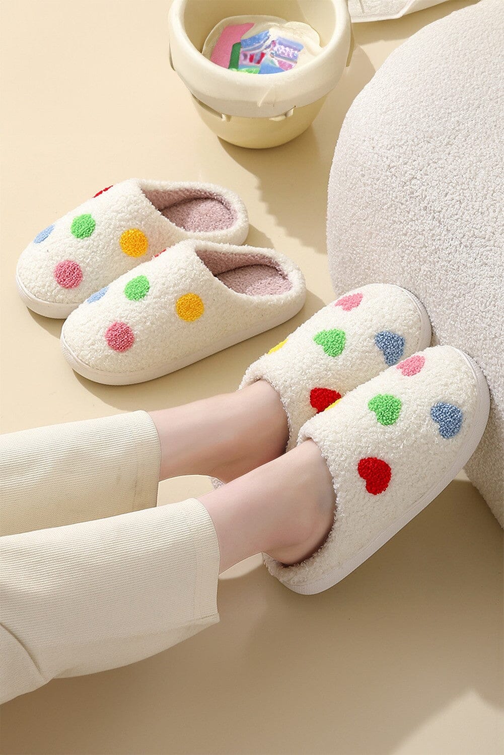 Spring Heart Slippers shewin 