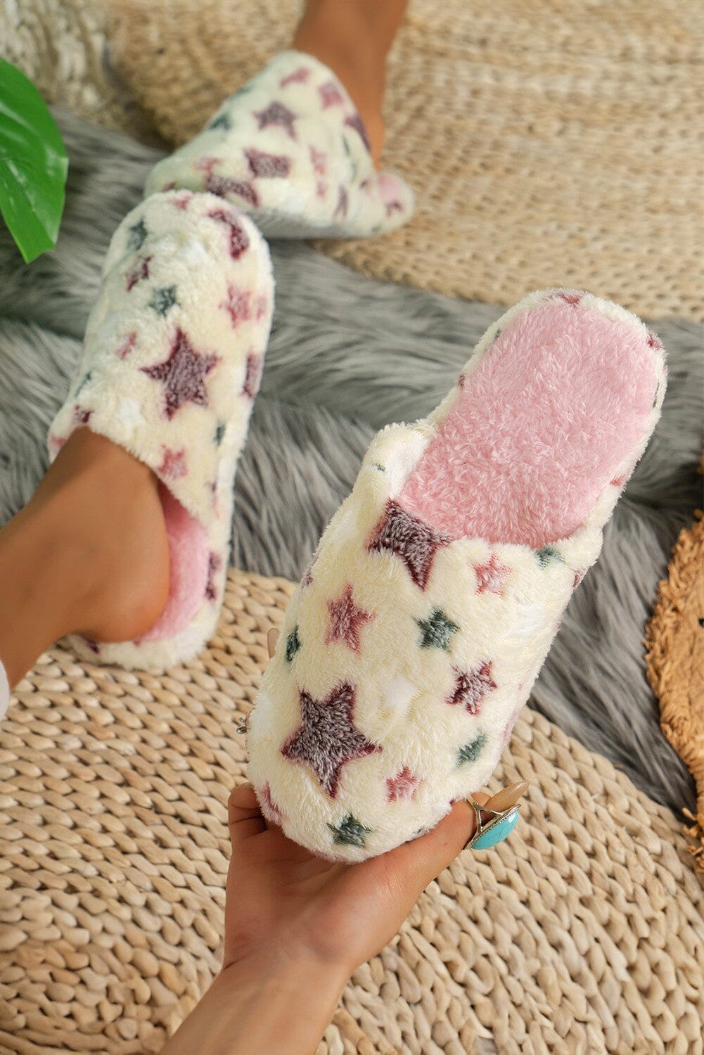 Star Pattern Plush Slippers Kentce 