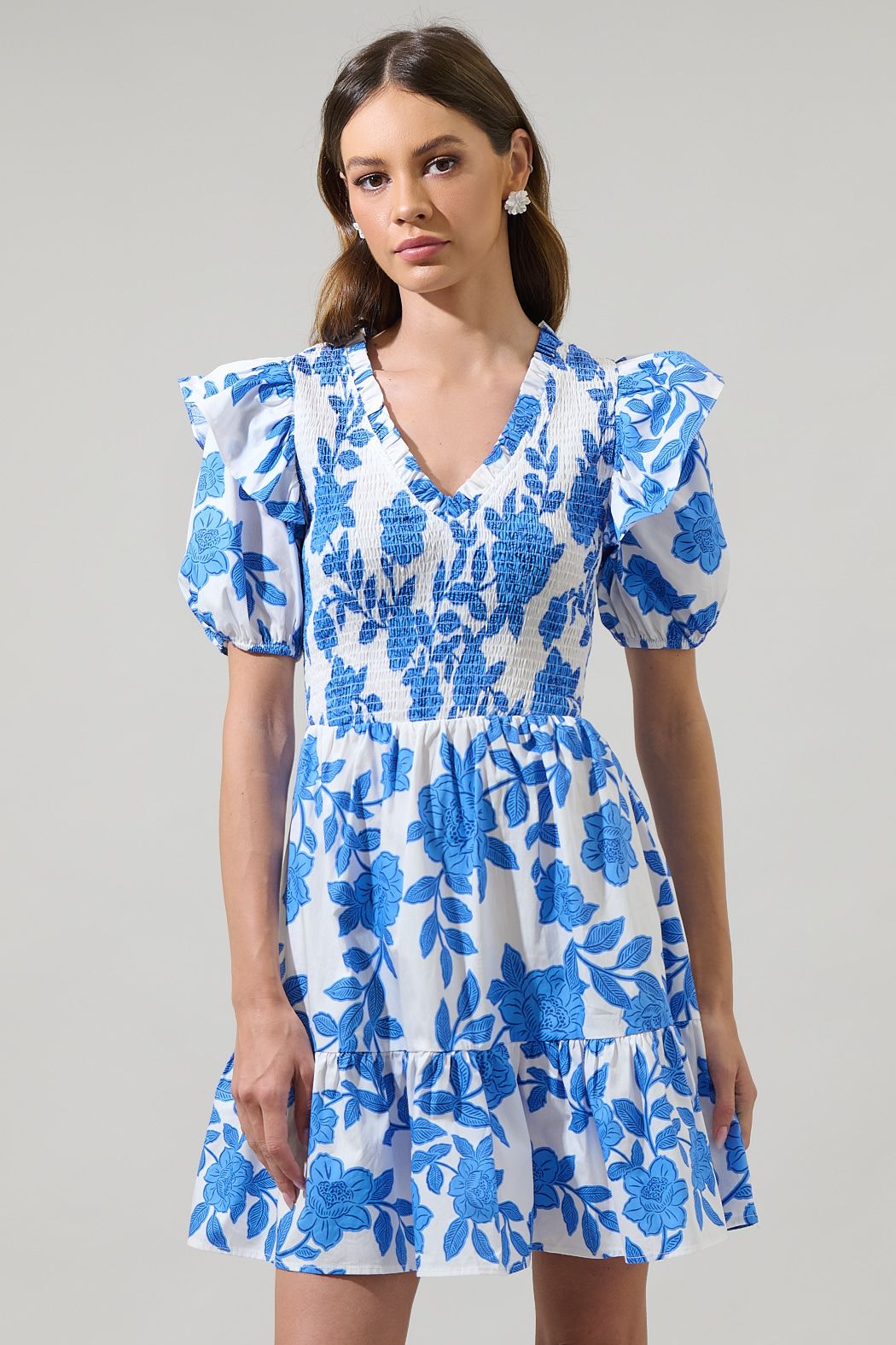 Glantis Flutter Puff Sleeve Dress