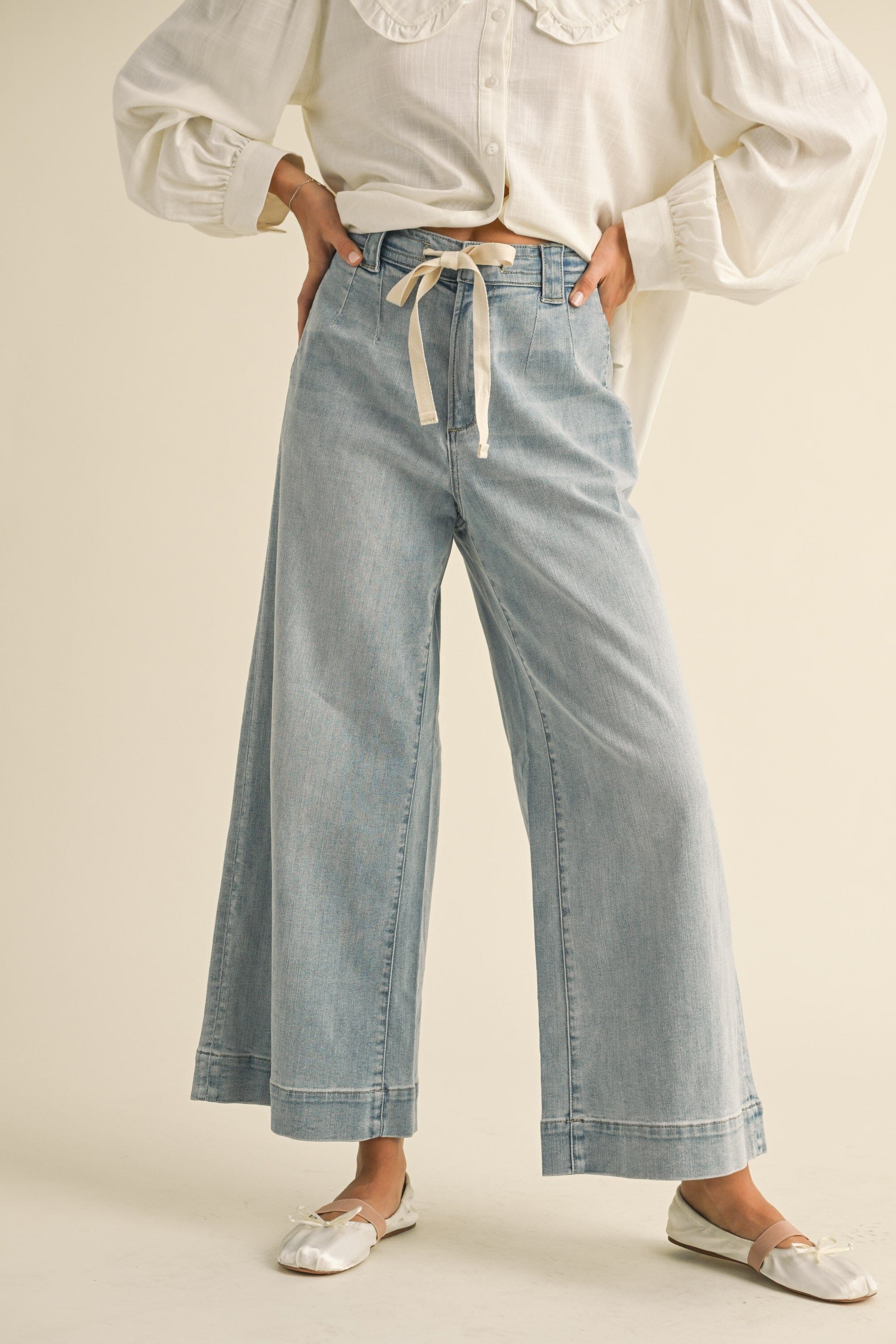 WASHED DENIM WITH TIE FRONT PANTS miou muse 