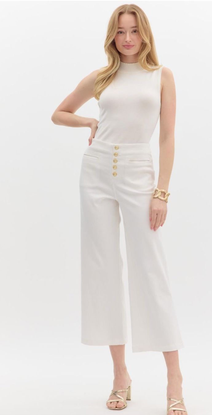 White Denim Mid Rise Culotte Pants w/ Gold Buttons entro 