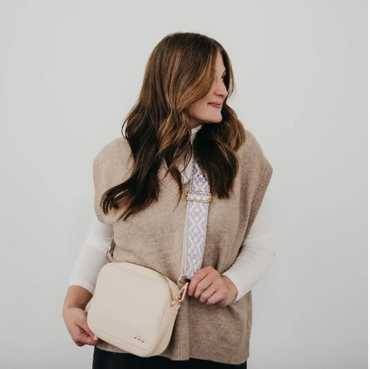Willow Camera Crossbody Bag Spring 2024 pretty simple 