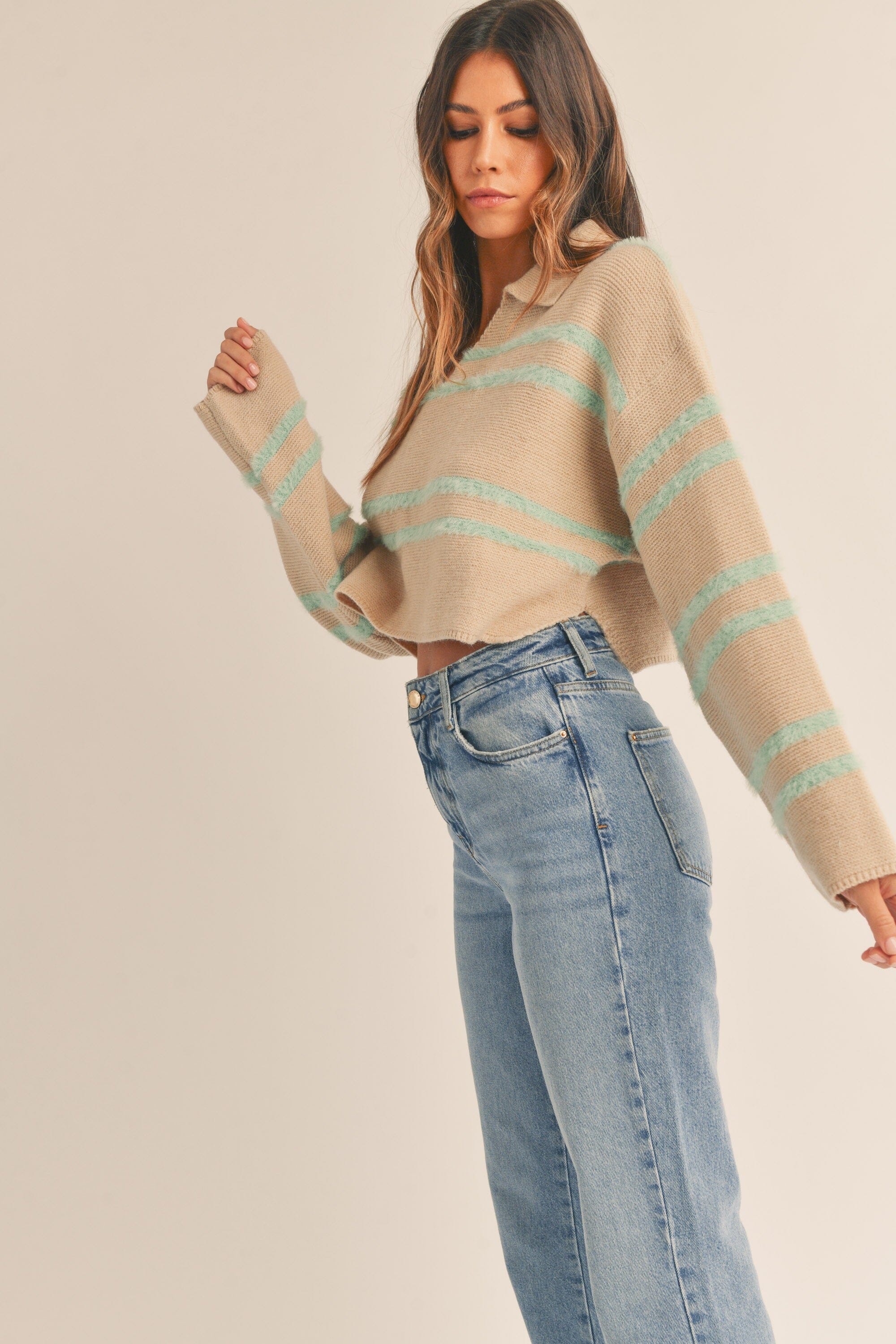 Fuzzy Crop Stripe Sweater Mable 