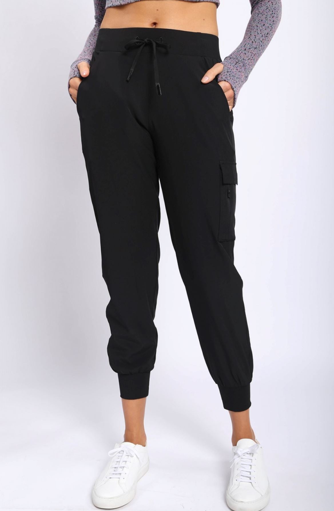 High-Waisted Capri Active Joggers with Pockets Mono B 