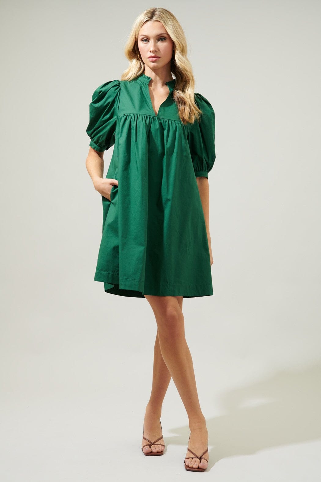 Julissa Split Neck Babydoll Dress-- Emerald Green Sugarlips 