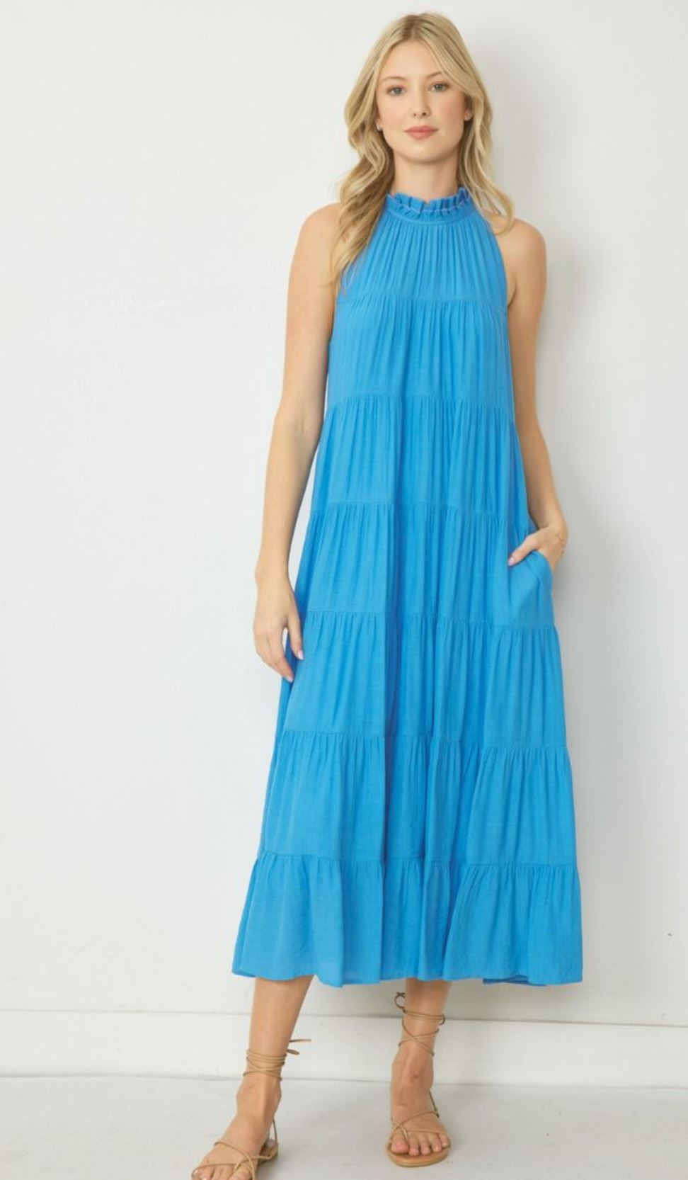 Mock Neck Tiered Maxi entro 