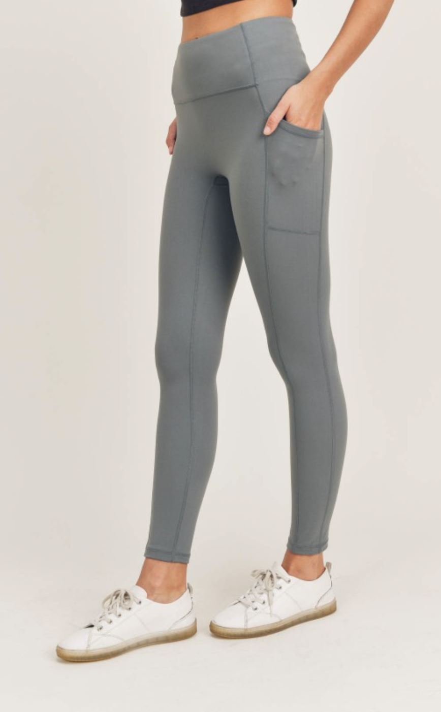 No-Seam Front Swoop Leggings SNAP-Something New And Pretty 