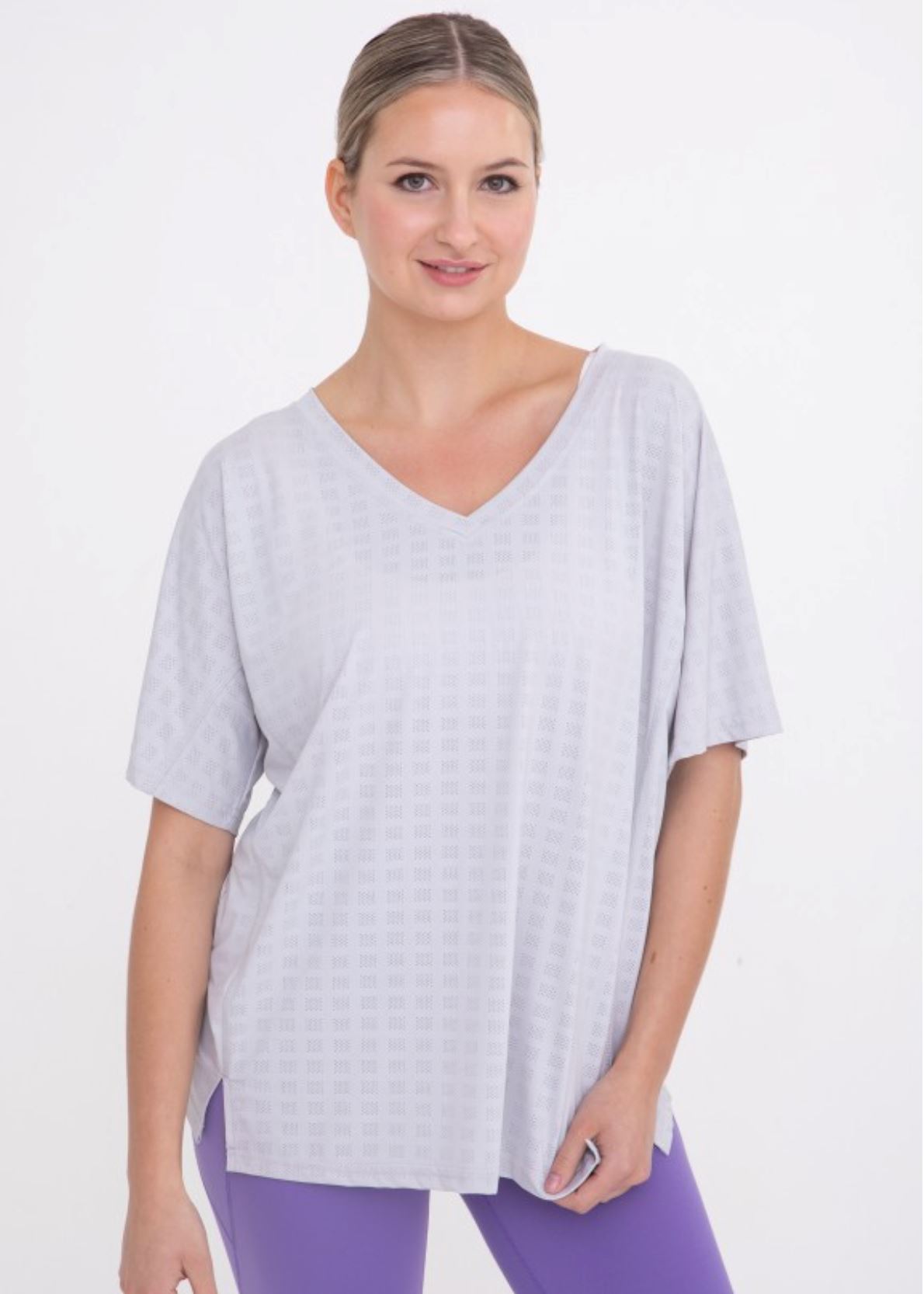 Perforated Square V-Neck Short Sleeve Active Top Mono B 