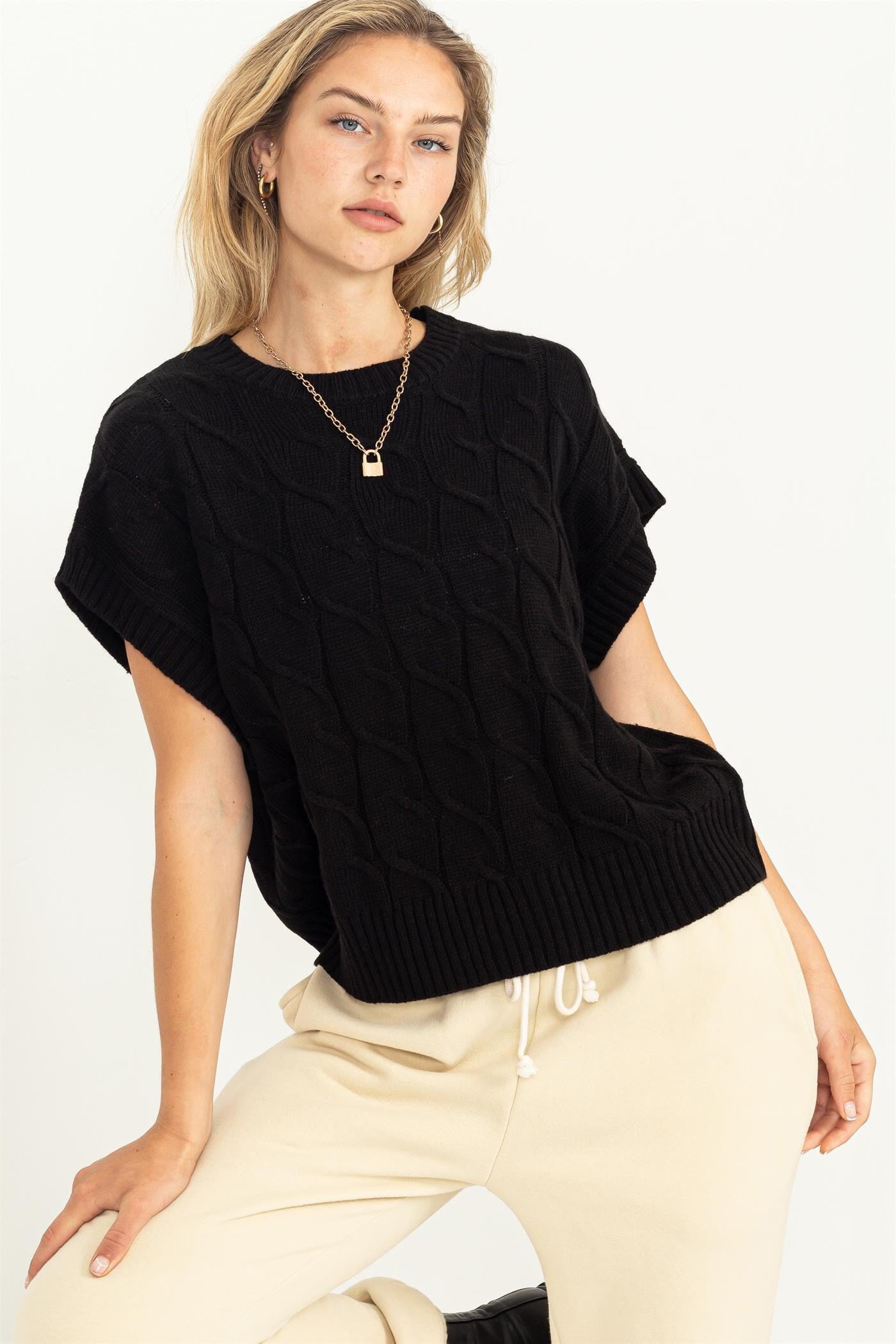 Sleeveless Oversize Cable Knit Sweater hyfyve 